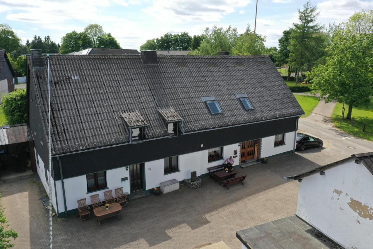 Gästehaus Jütten Hellenthal Exterior foto